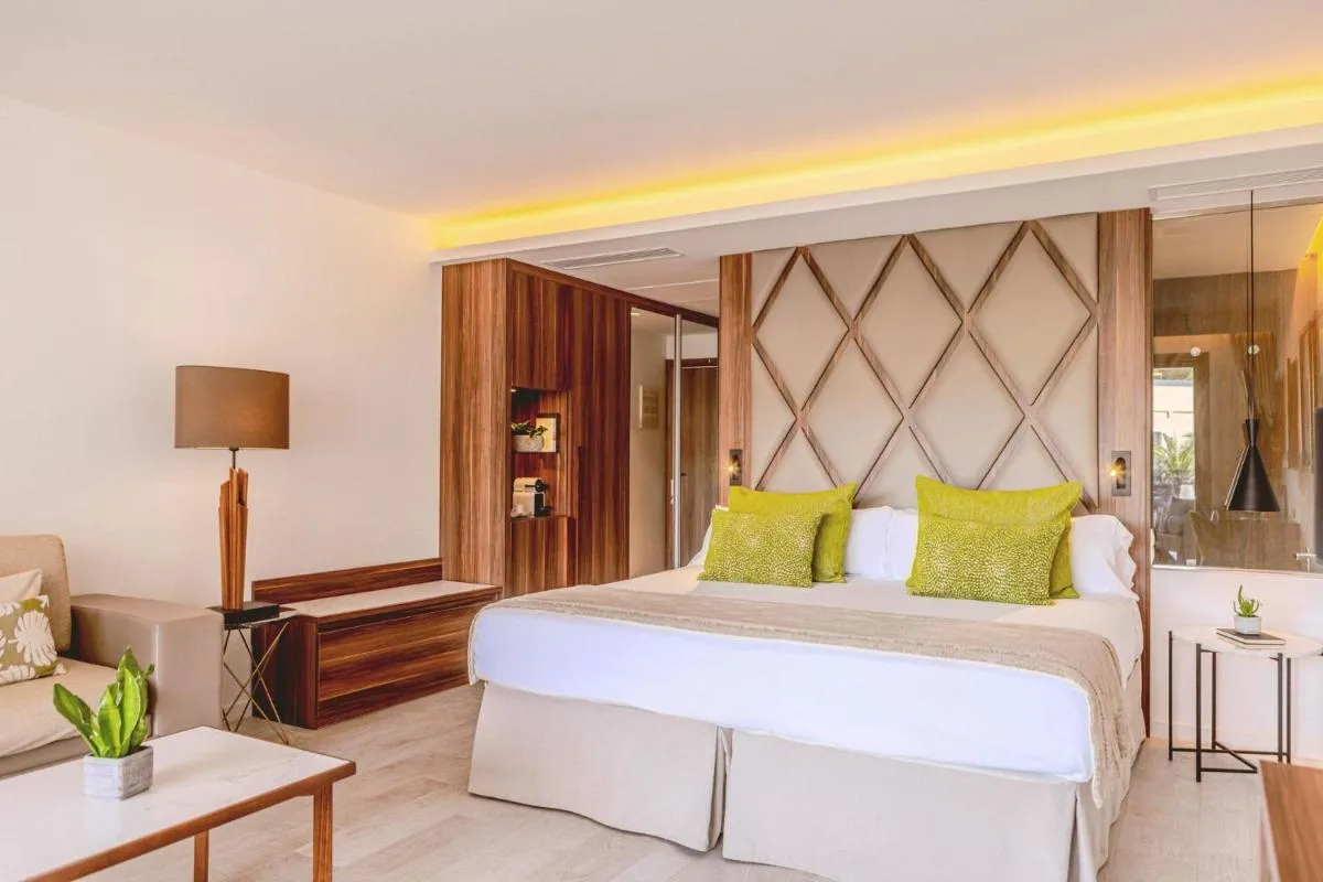 Habitación elegante del Zafiro Palace Palmanova
