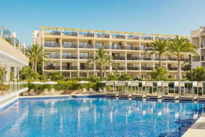 Hotel de cinco estrellas Zafiro Palace Palmanova, en Mallorca