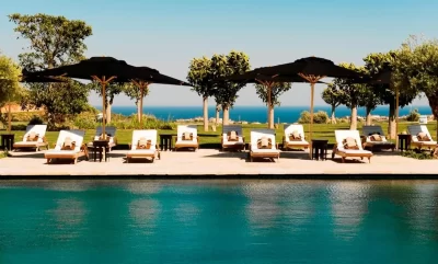 Piscina junto al mar del 5 estrellas Finca Cortesin Hotel Golf & Spa en Casares