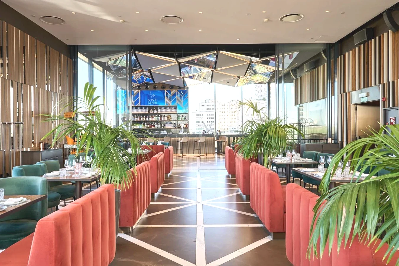 Gastronomía de Lujo en VP Plaza España Design