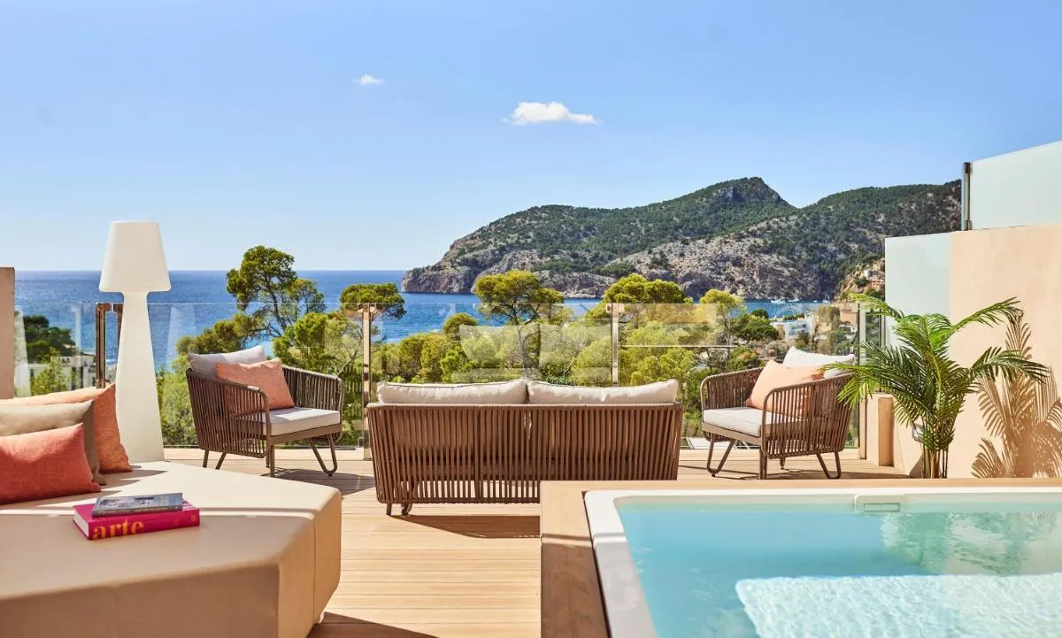 Suite con piscina privada del Zafiro Palace Andratx