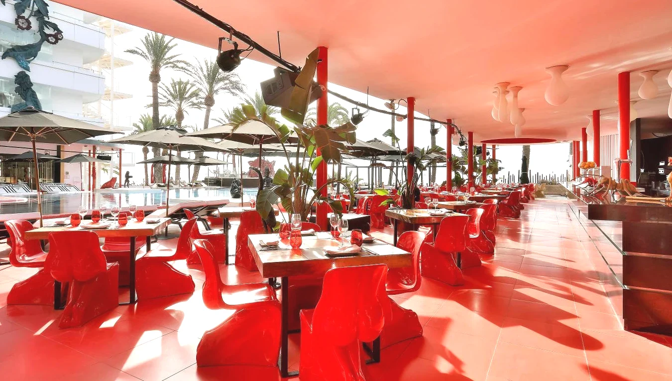 Gastronomía de Lujo en Ushuaïa Ibiza Beach Hotel